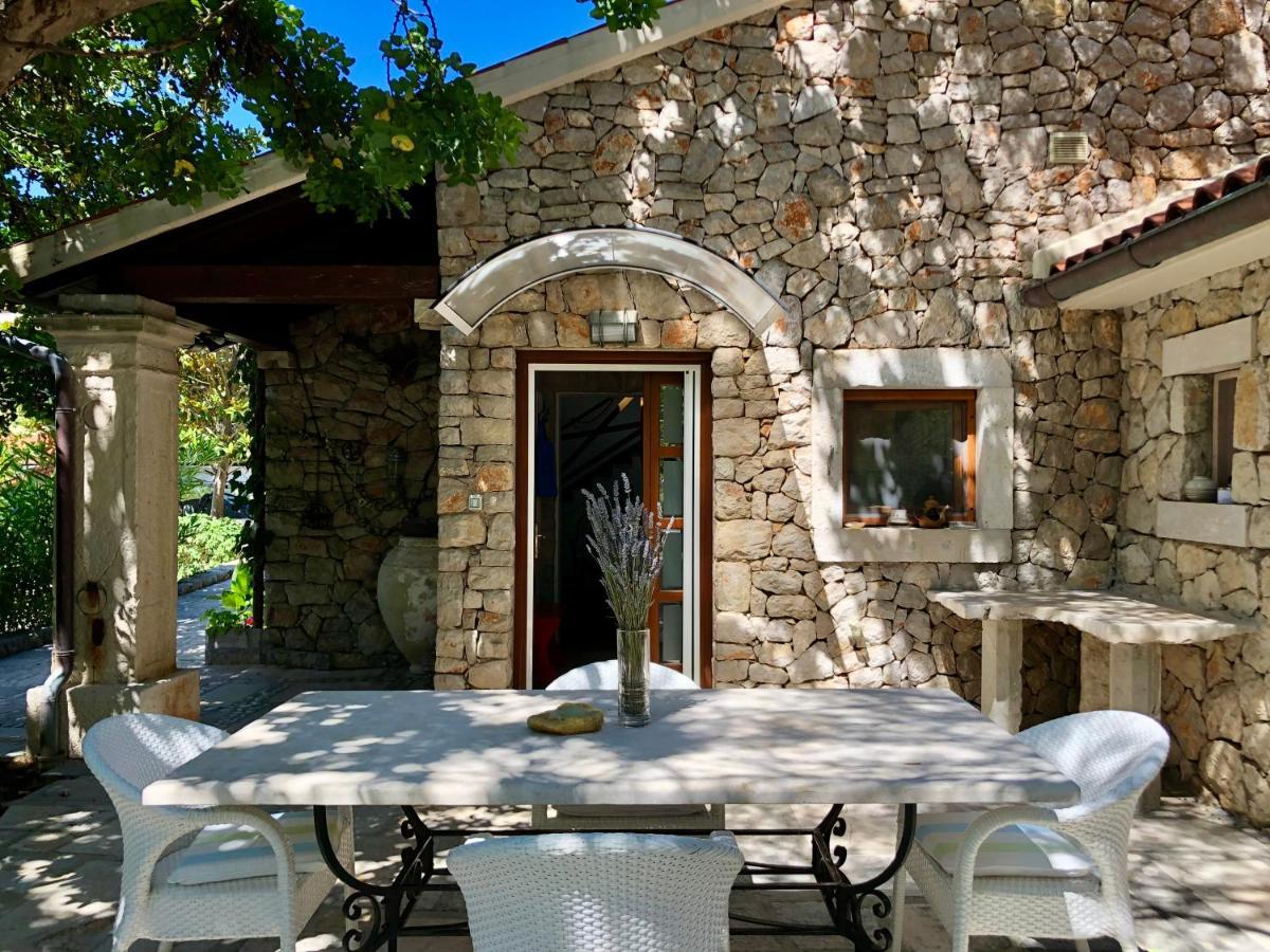 Stone House Retreat Villa Mali Lošinj Exteriör bild