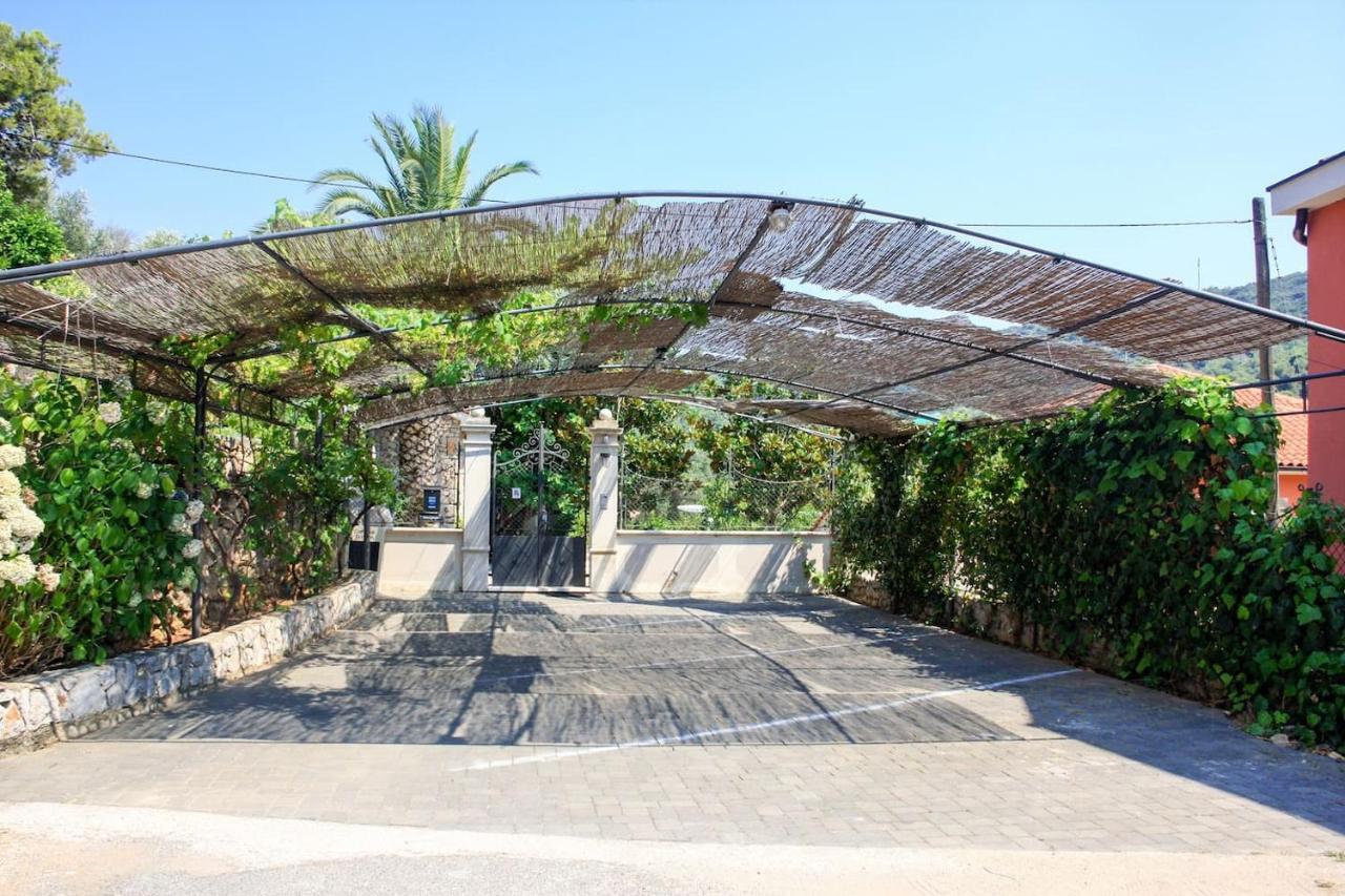 Stone House Retreat Villa Mali Lošinj Exteriör bild